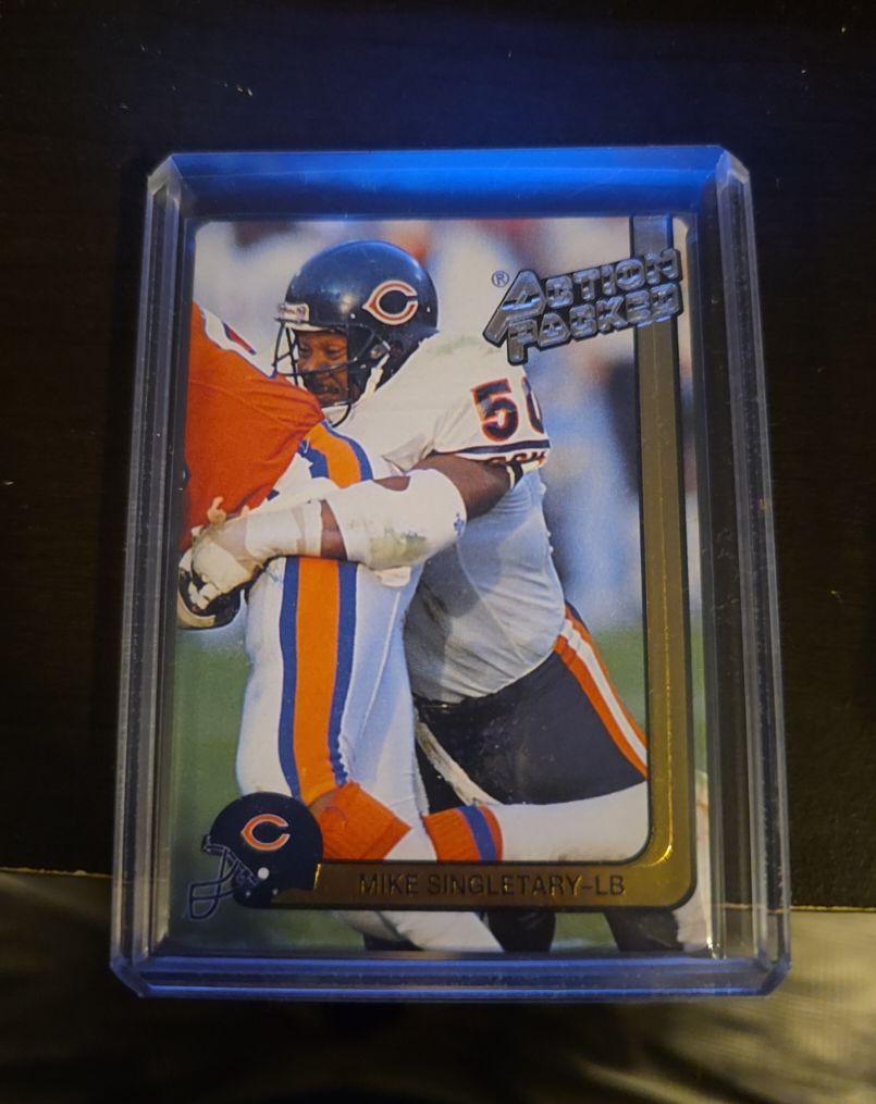 1991 Action Packed #30 Mike Singletary — front