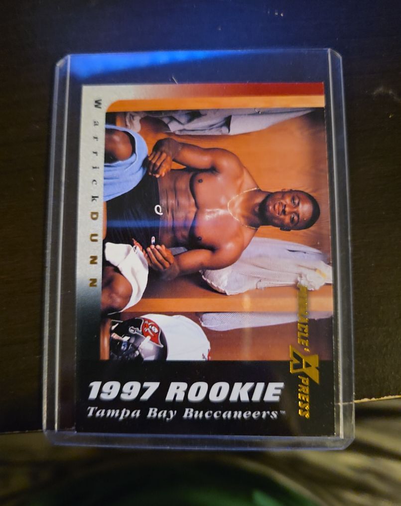 1997 Pinnacle X-Press #132 Warrick Dunn — front