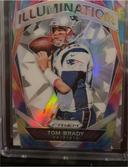 2017 Panini Prizm #10 Tom Brady Illumination — front