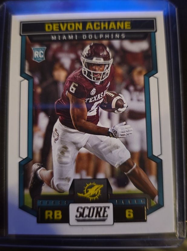 2023 Panini Score #317 Devon Achane Rookie Card — front