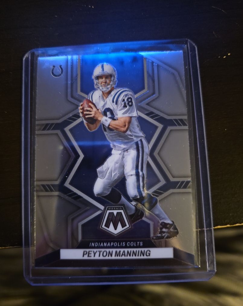 2022 Panini Mosaic #87 Peyton Manning — front