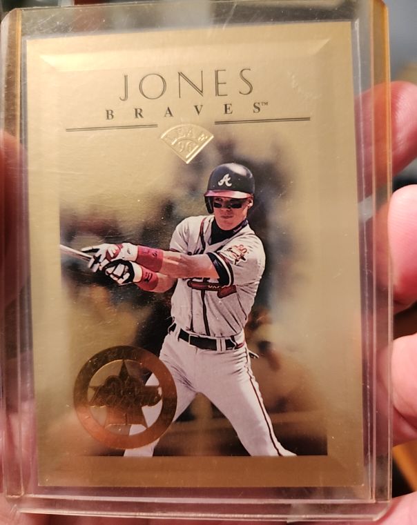 1996 Leaf Gold Leaf Stars #9 Chipper Jones — front