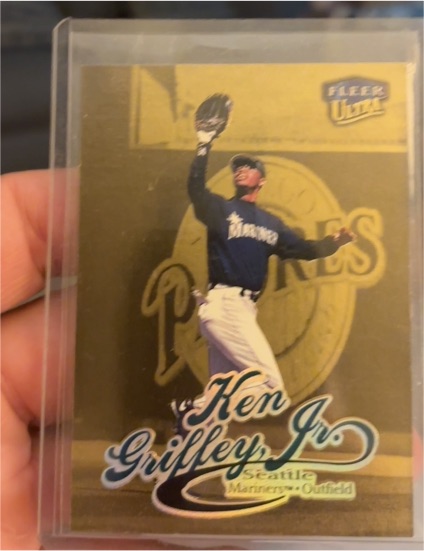 1999 Fleer Ultra Gold Medallion #72G Ken Griffey Jr. — front