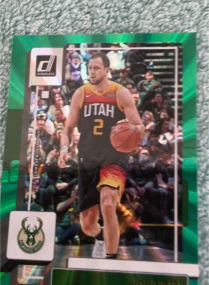2022-23 Donruss #198 Joe Ingles — front
