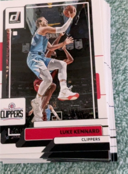 2022-23 Panini Donruss #126 Luke Kennard — front