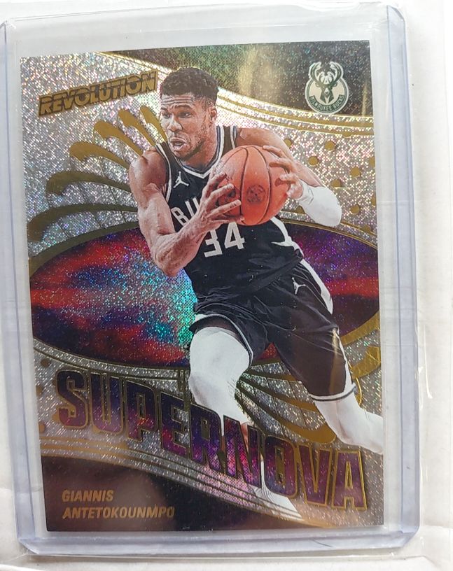 2024-25 Panini Revolution Supernova #9 Giannis Antetokounmpo — front