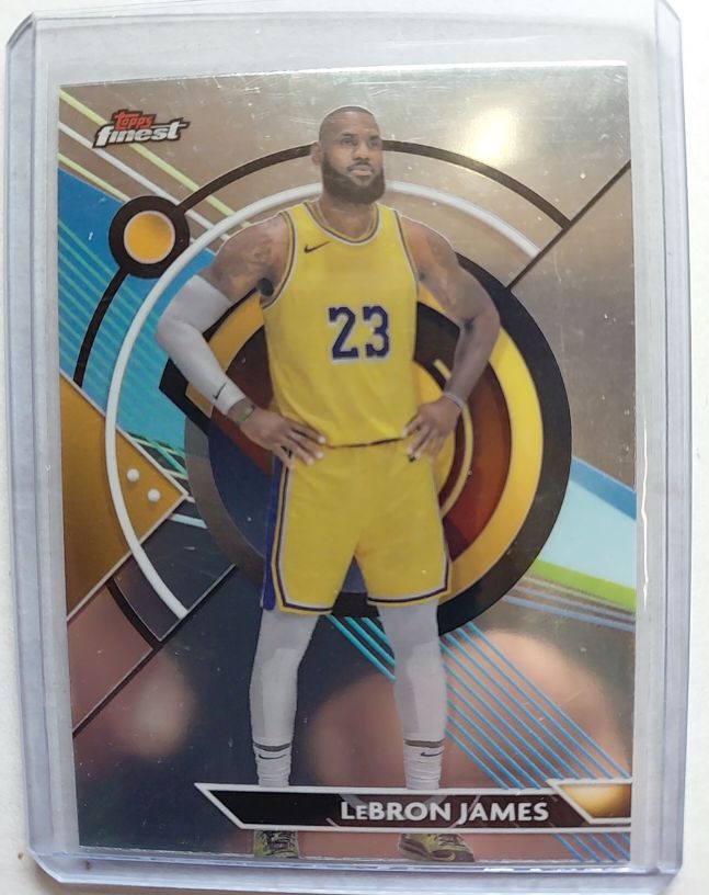 2023-24 Topps Finest #69 LeBron James — front