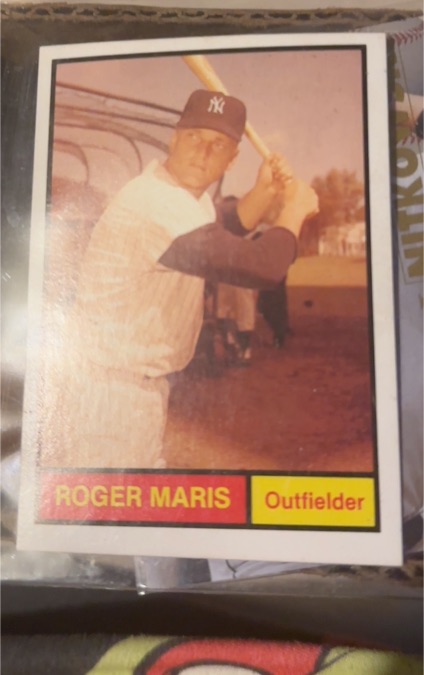 1961 Topps #200 Roger Maris — front