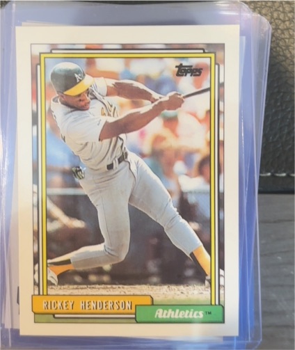 1992 Topps #560 Rickey Henderson — front
