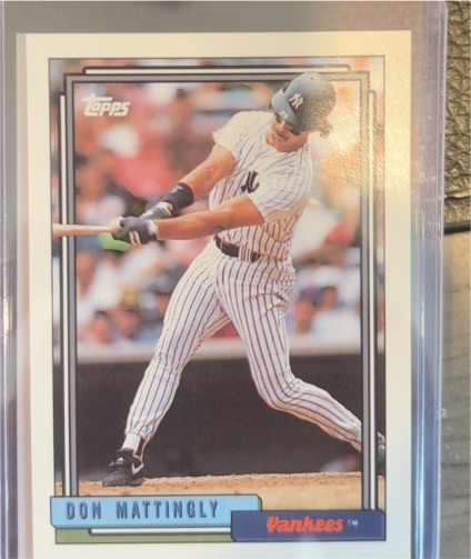 1992 Topps #300 Don Mattingly — front