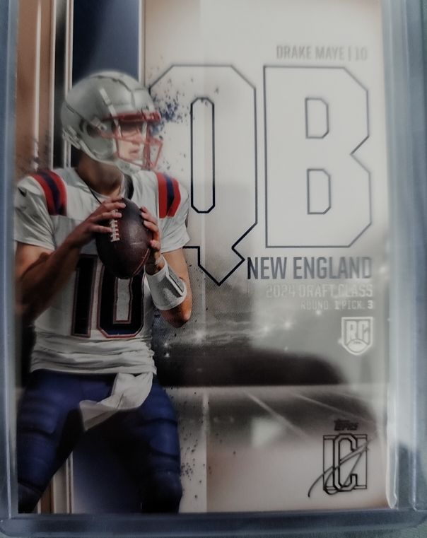 2024 Topps Signature Class #152 Drake Maye — front