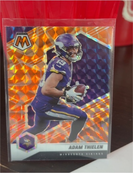 2021 Panini Mosaic #19 Adam Thielen — front