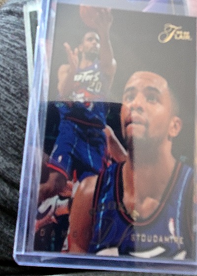 1995-96 Flair #220 Damon Stoudamire Rookie RC — front