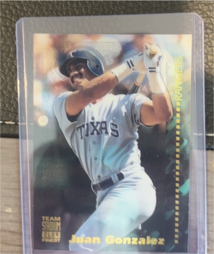 1994 Topps Stadium Club Finest #5 Juan Gonzalez — front