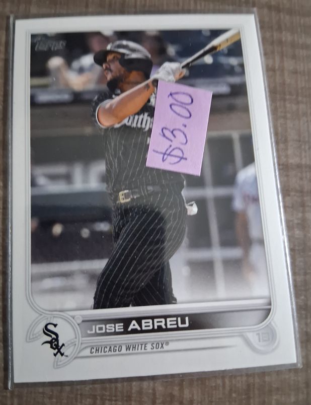 2022 Topps #84 Jose Abreu — front