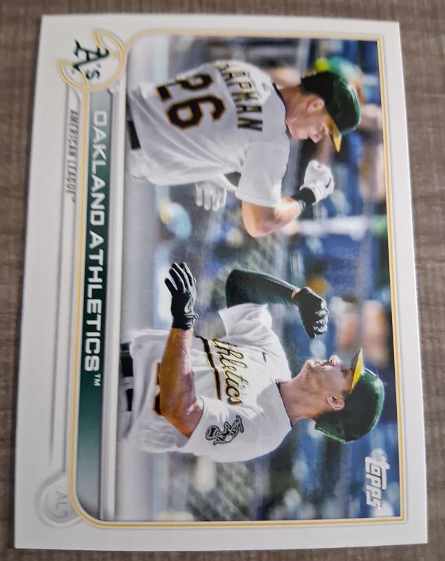 2022 Topps #210 Oakland Athletics Team Card — front