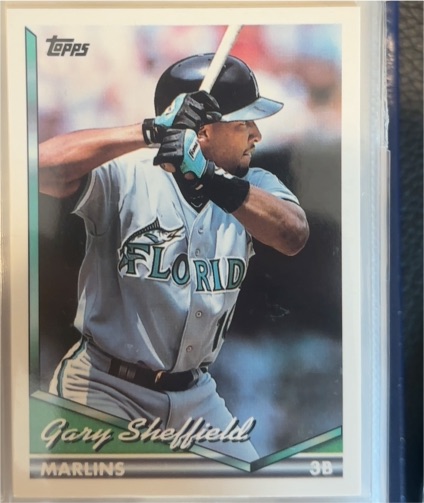 1994 Topps #560 Gary Sheffield — front