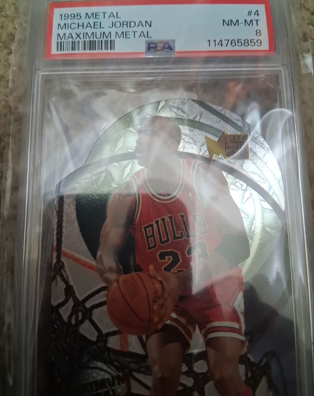1995 Fleer Metal Maximum Metal #4 Michael Jordan — front