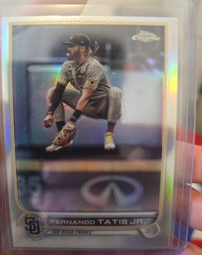 2022 Topps Chrome #150 Fernando Tatis Jr. Image Variation SP — front