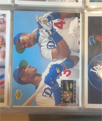 1993 Upper Deck #477 Boyhood Friends Eric Davis / Darryl Strawberry — front