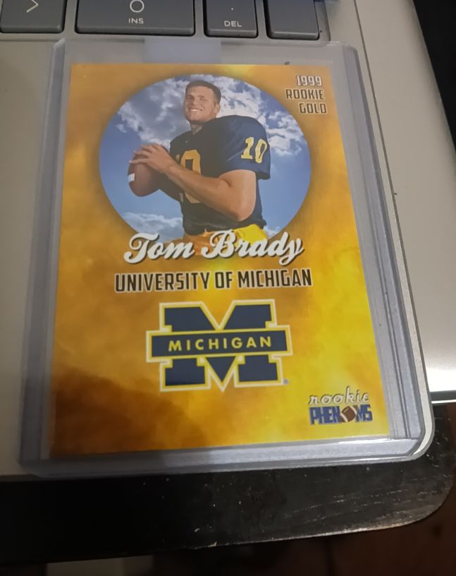 1999 Rookie Gold Tom Brady University of Michigan — front