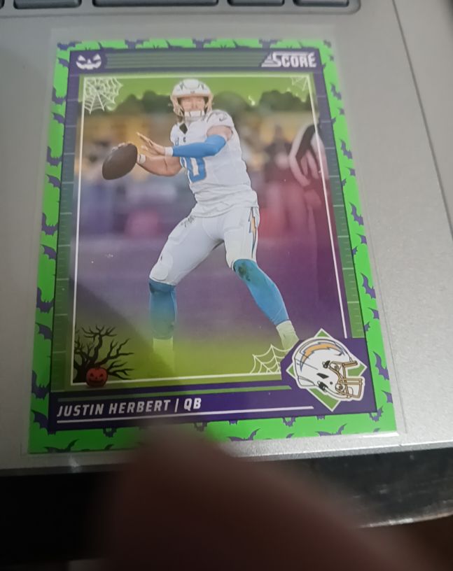 2024 Panini Score Halloween Bats #163 Justin Herbert — front