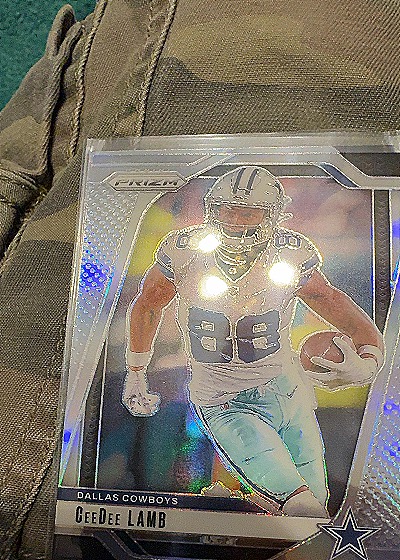 2024 Panini Prizm #75 CeeDee Lamb — front