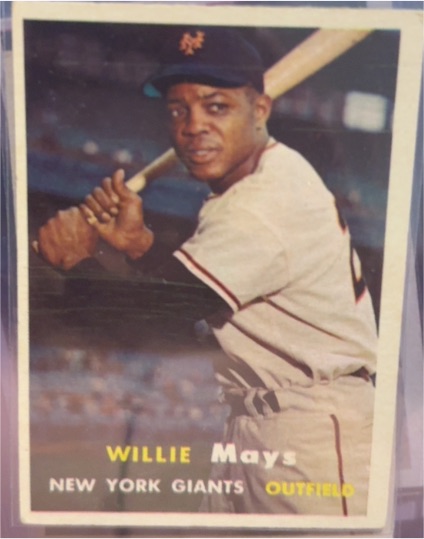 1957 Topps #10 Willie Mays — front