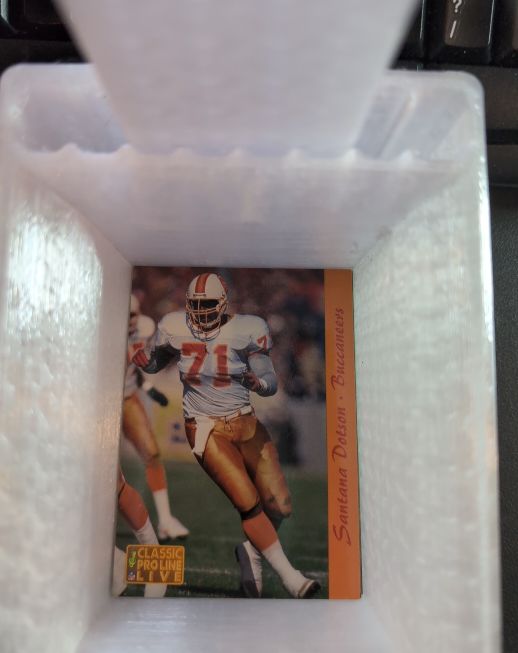 1993 Classic Pro Line Live Santana Dotson Buccaneers — front