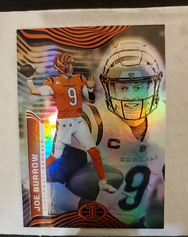 2022 Panini Illusions #17 Joe Burrow — front