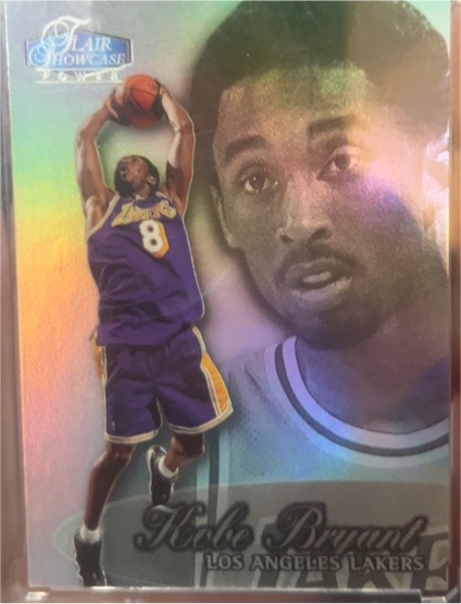 1998-99 Flair Showcase Row 3 #2 Kobe Bryant — front