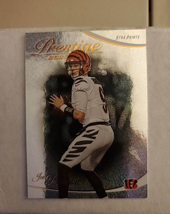 2023 Panini Prestige #61 Joe Burrow — front
