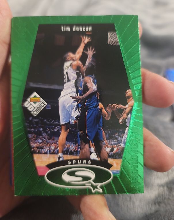 1998-99 Upper Deck UD Choice Starquest #SQ24 Tim Duncan — front