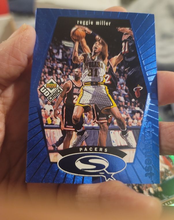 1998-99 Upper Deck UD Choice StarQuest #SQ11 Reggie Miller — front
