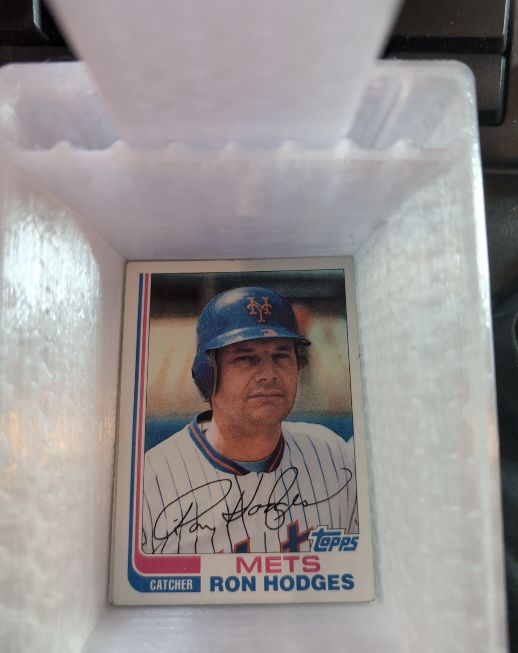 1982 Topps #234 Ron Hodges — front