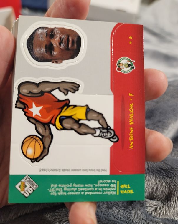 1998-99 UD Choice #2 Antoine Walker Mini Bobbing Heads — front