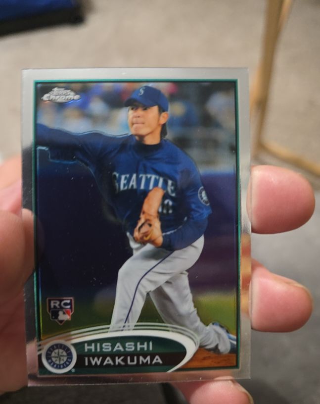 2012 Topps Chrome #66 Hisashi Iwakuma — front