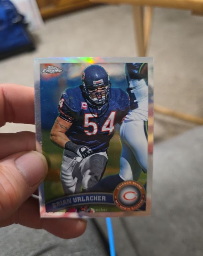 2011 Topps Chrome #79 Brian Urlacher — front