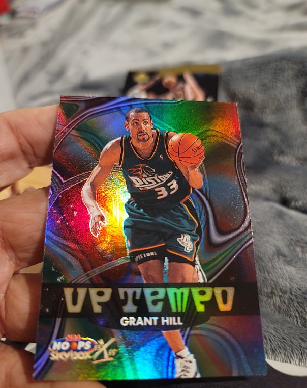 2000-01 Hoops #Up Tempo Grant Hill — front