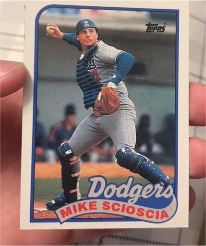 1989 Topps #755 Mike Scioscia — front