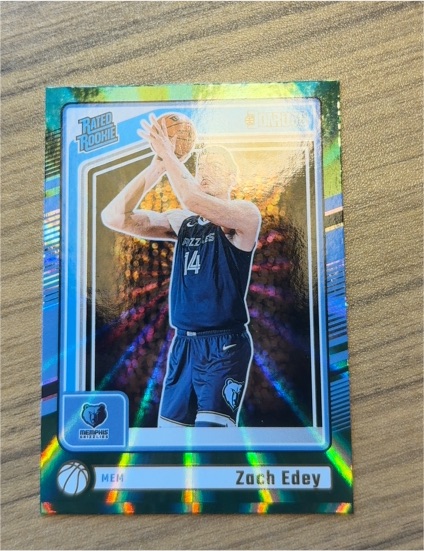 2024-25 Panini Donruss #239 Zach Edey — front