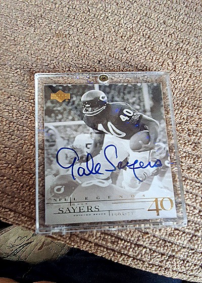 2001 Upper Deck NFL Legends #40 Gale Sayers — front