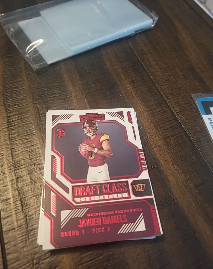 2024 Panini Contenders #2 Jayden Daniels — front