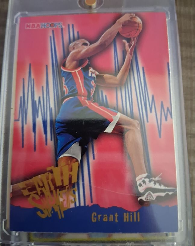 1995-96 NBA Hoops #360 Grant Hill — front