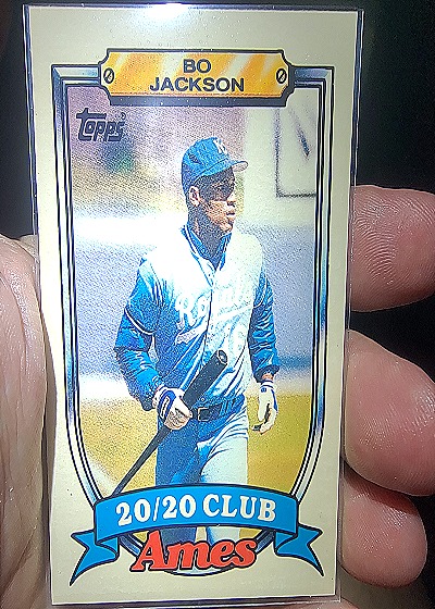 1989 Topps Ames 20/20 Club #17 Bo Jackson — front