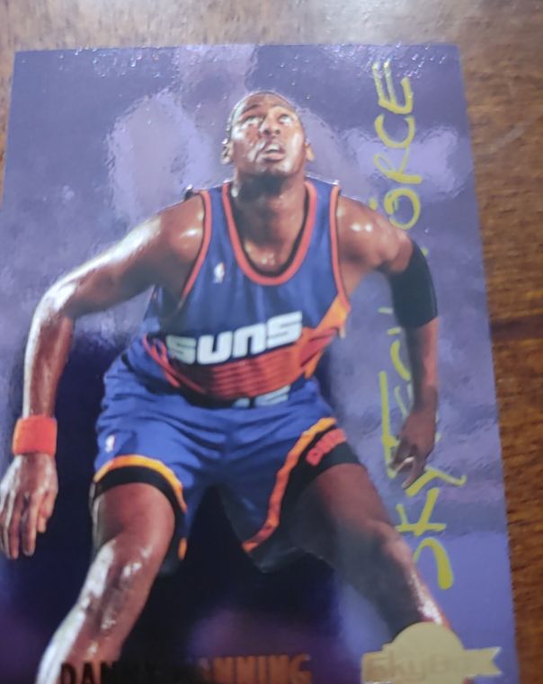 1994-95 Skybox Skytech Force #SF14 Danny Manning — front