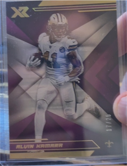 2021 Panini XR #117 Alvin Kamara — front