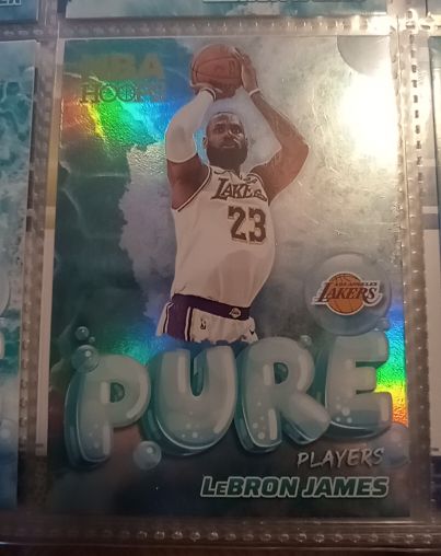 2024-25 Panini NBA Hoops #8 LeBron James Pure Players — front