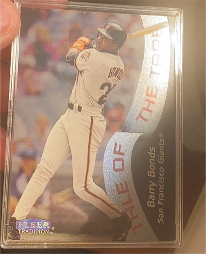 1998 Fleer Tradition #323 Barry Bonds — front