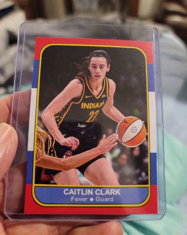 2023 Sports Journal Caitlin Clark Red White And Blue /1000 — front